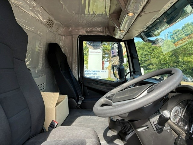 IVECO S-WAY Rigid AD260S42Y/PS