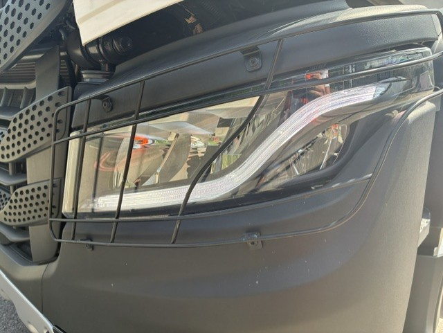 IVECO X-WAY AD360X42Z ON+