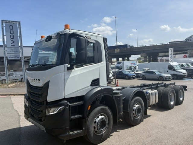 IVECO X-WAY AD360X42Z ON+