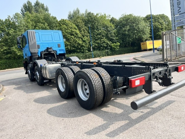IVECO X-WAY AT360X46Z OFF