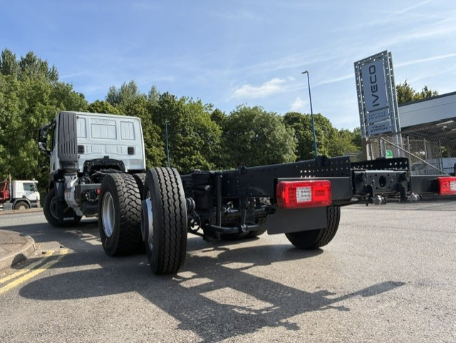 IVECO S-WAY Rigid AD260S42Y/PS