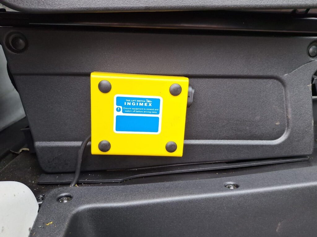 Iveco Daily 35S14H 3750 4.2m Ingimex Luton Tail Lift