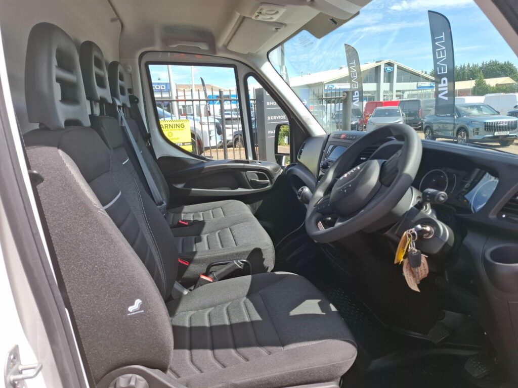 Iveco Daily 35S14 12Cu 3520L H2Van