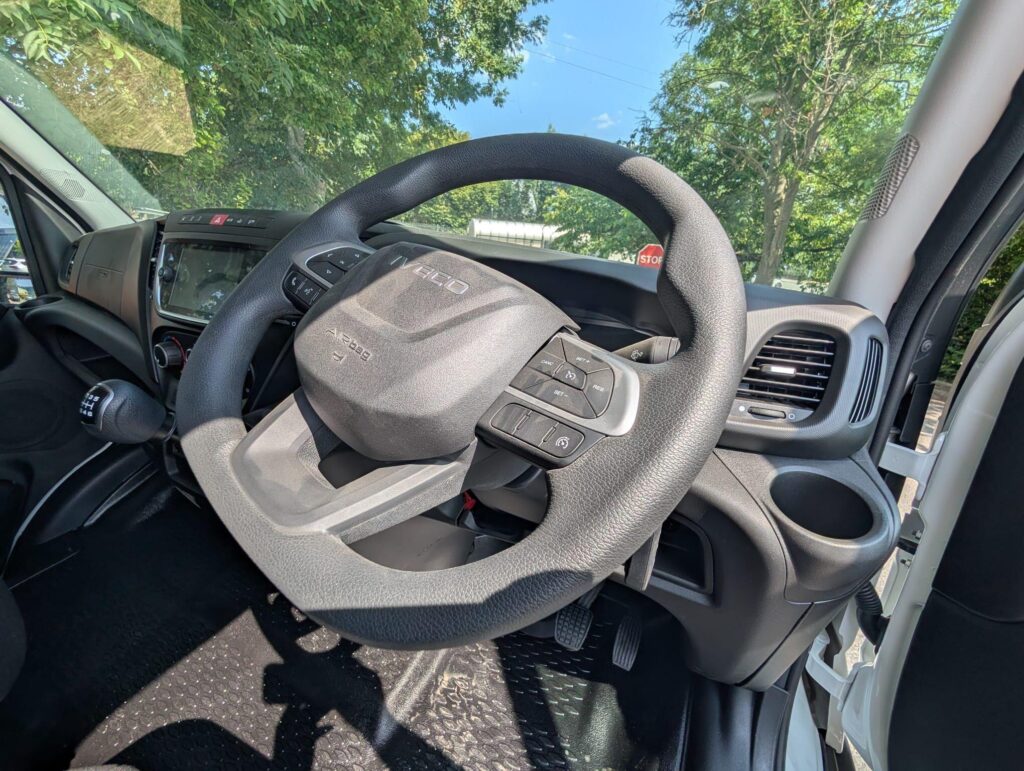 Iveco Daily 35S16 12Cu Van 156HP