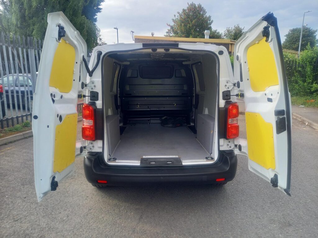 Fiat E-Scudo 75kWh Tecnico Auto SWB 6dr (7kW Charger)