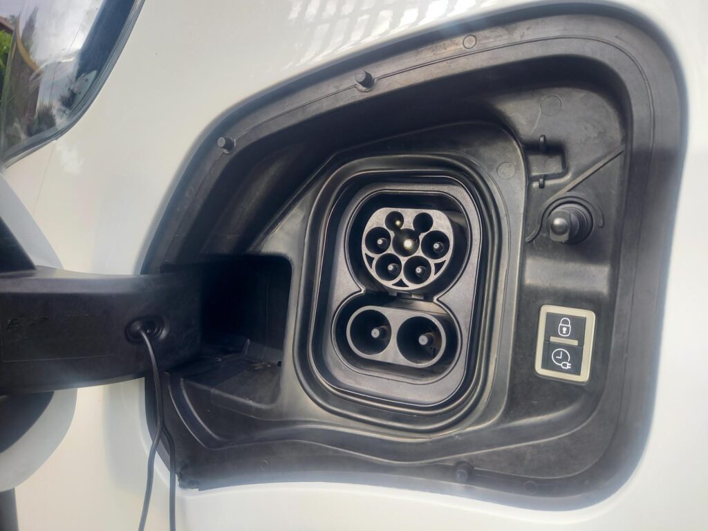 Fiat E-Scudo 75kWh Tecnico Auto SWB 6dr (7kW Charger)