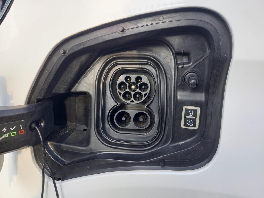 Fiat E-Scudo 75kWh Tecnico Auto SWB 6dr (7kW Charger)