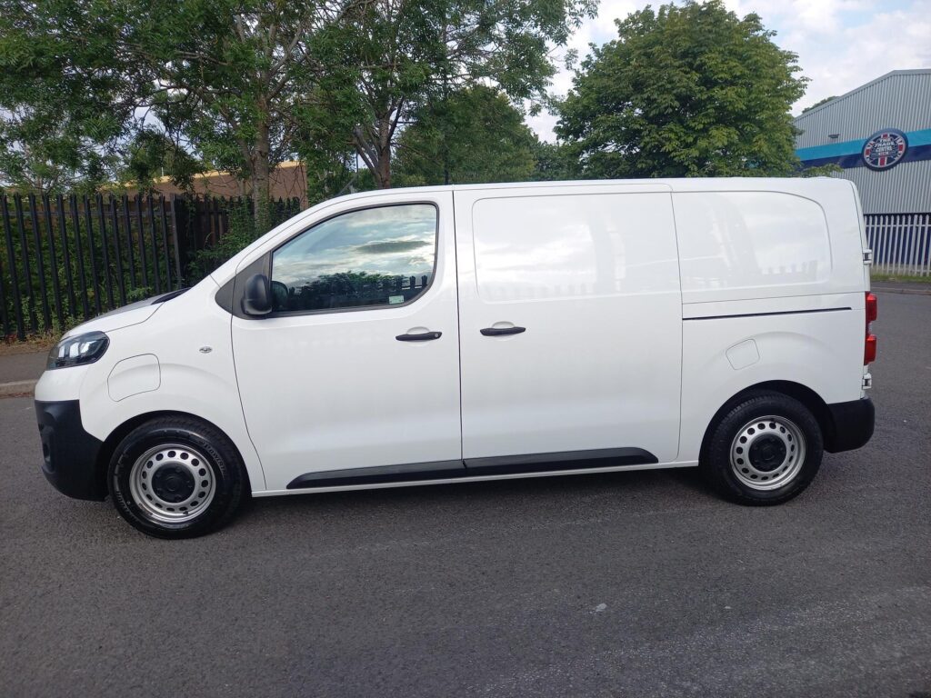 Fiat E-Scudo 75kWh Tecnico Auto SWB 6dr (7kW Charger)