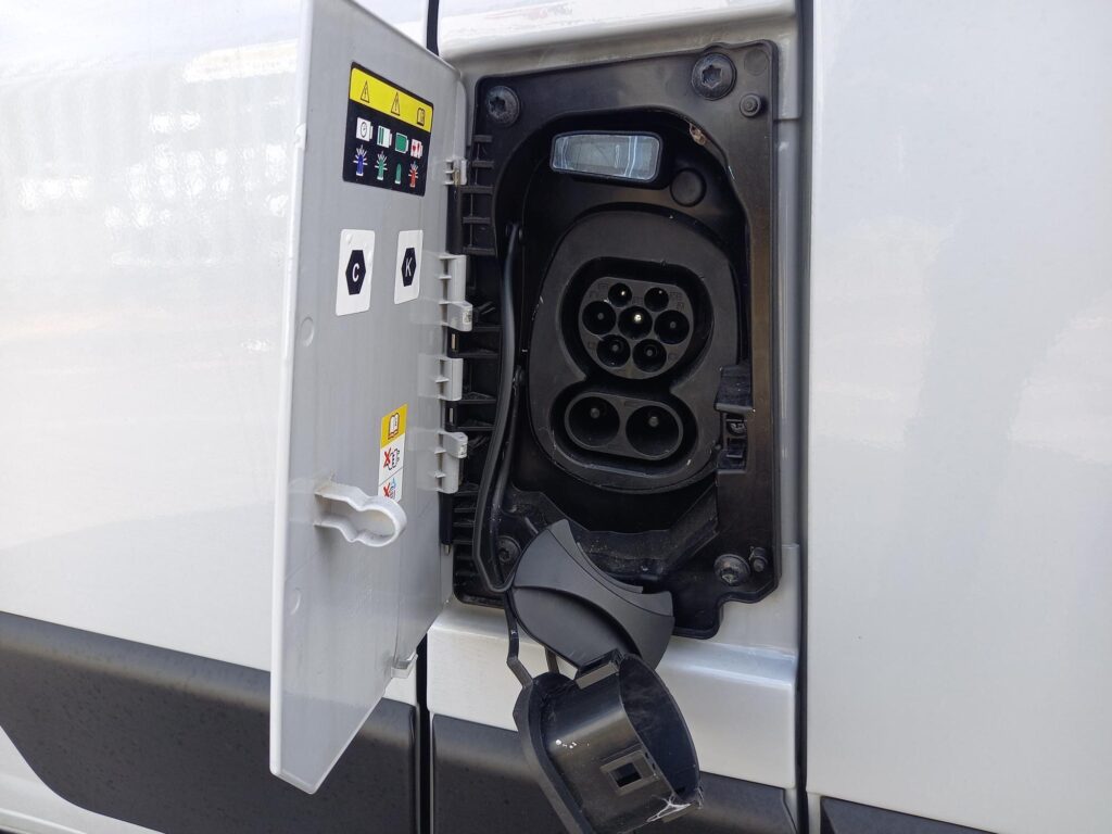 Fiat E-Ducato 35 79kWh eTecnico Auto MWB H2 5dr (11kW Charger)