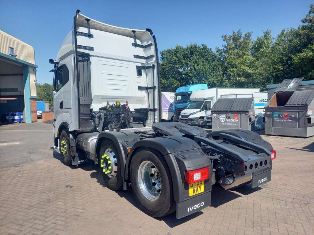 Iveco MY24 S-WAY AS440S58 TX/FP 580hp 6×2 Full Air Suspension