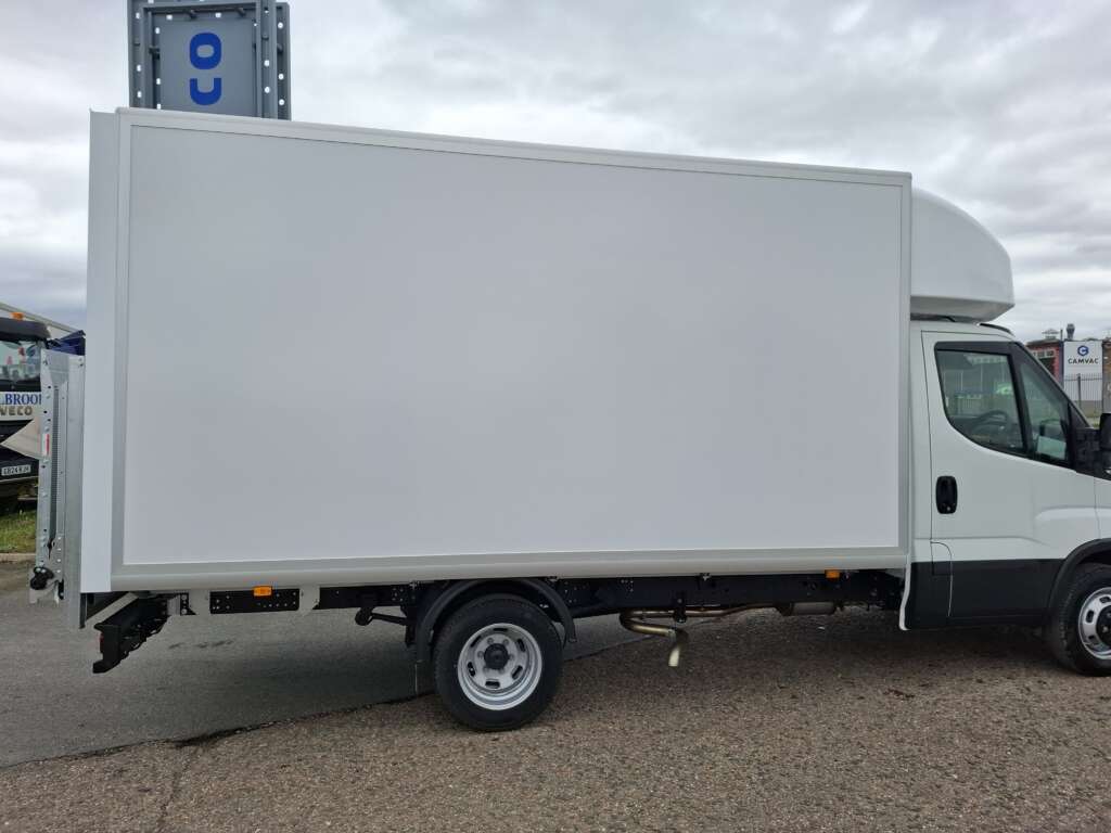 Iveco Daily 35C14A8 Hi-Matic Luton Tail Lift