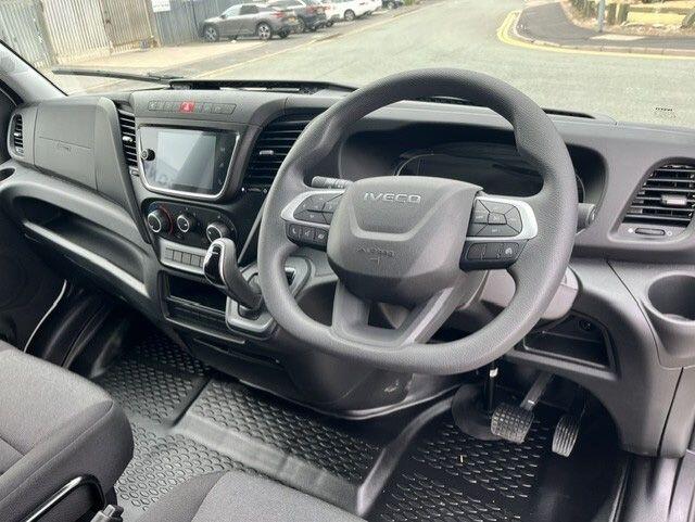 Iveco Daily MY24 35S14A8 Automatic 16Cu 4100L H2Van