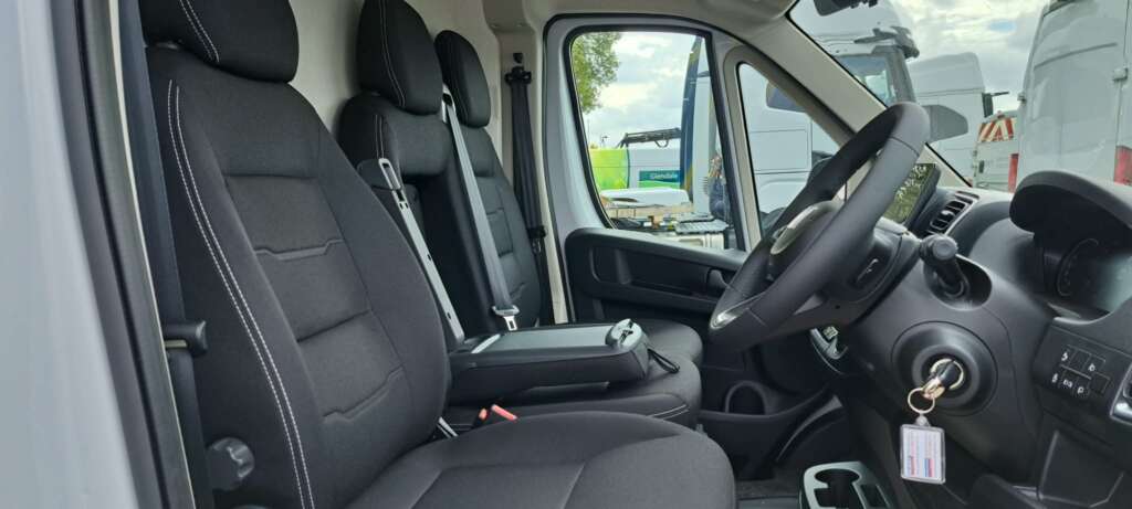 Fiat Ducato Maxi Panel Van L3H2 3.5T Diesel 180PS Automatic (MY25)