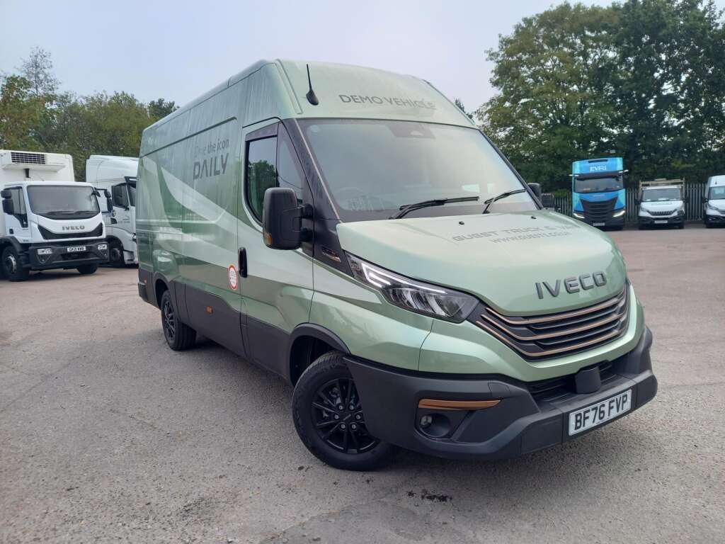 Iveco Daily 35S16 Hi Matic 3520L Panel Van