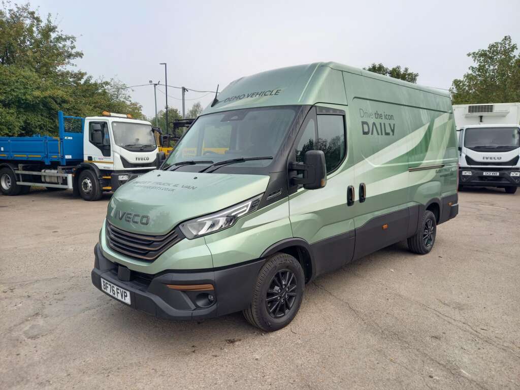 Iveco Daily 35S16 Hi Matic 3520L Panel Van