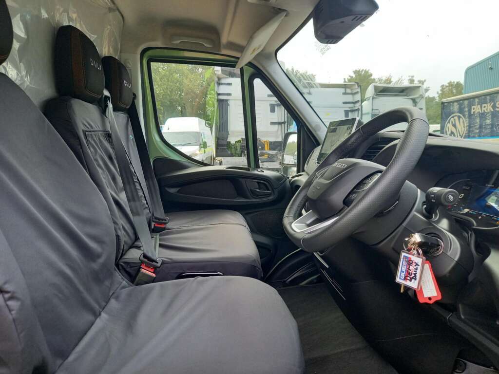 Iveco Daily 35S16 Hi Matic 3520L Panel Van