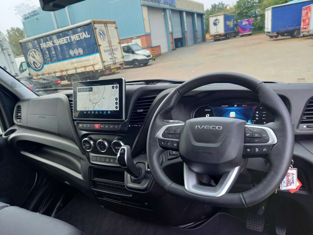 Iveco Daily 35S16 Hi Matic 3520L Panel Van