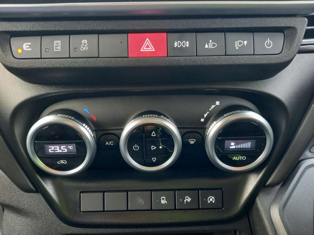 Iveco Daily 35S16 Hi Matic 3520L Panel Van
