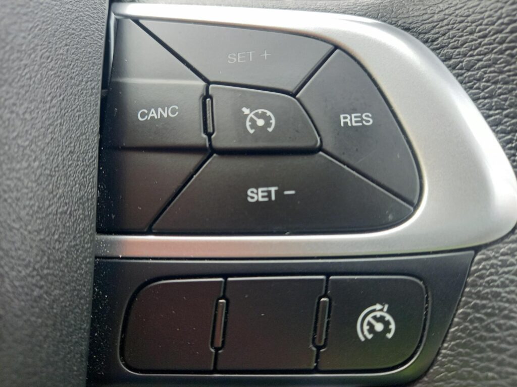 Iveco Daily 2.3D HPI 14V 35S 4100 Panel Van 5dr Diesel HiMatic LWB H2 Euro 6 (s/s) (136 ps)