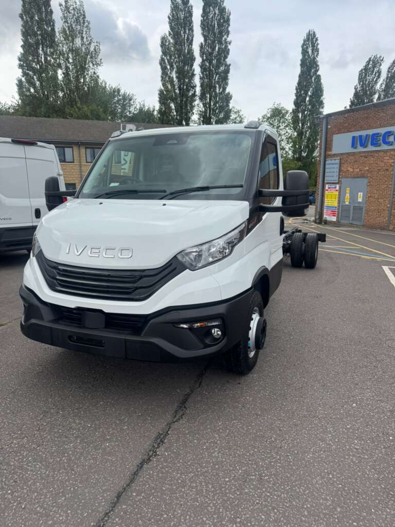 Iveco Daily 72C21A8 5100mm Chassis Cab (Circa 6.2m Body ext)