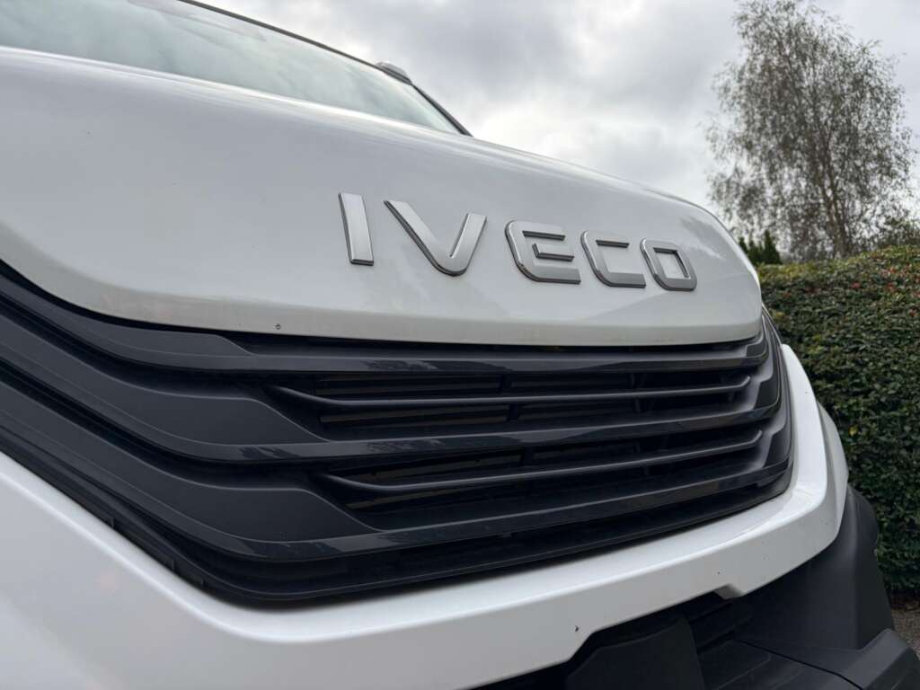 Iveco Daily 35S14A8 3750mm Chassis Cab (Circa 4.5m Body ext.) – One Only
