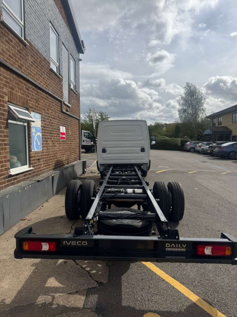 Iveco Daily 72C21A8 5100mm Chassis Cab (Circa 6.2m Body ext)