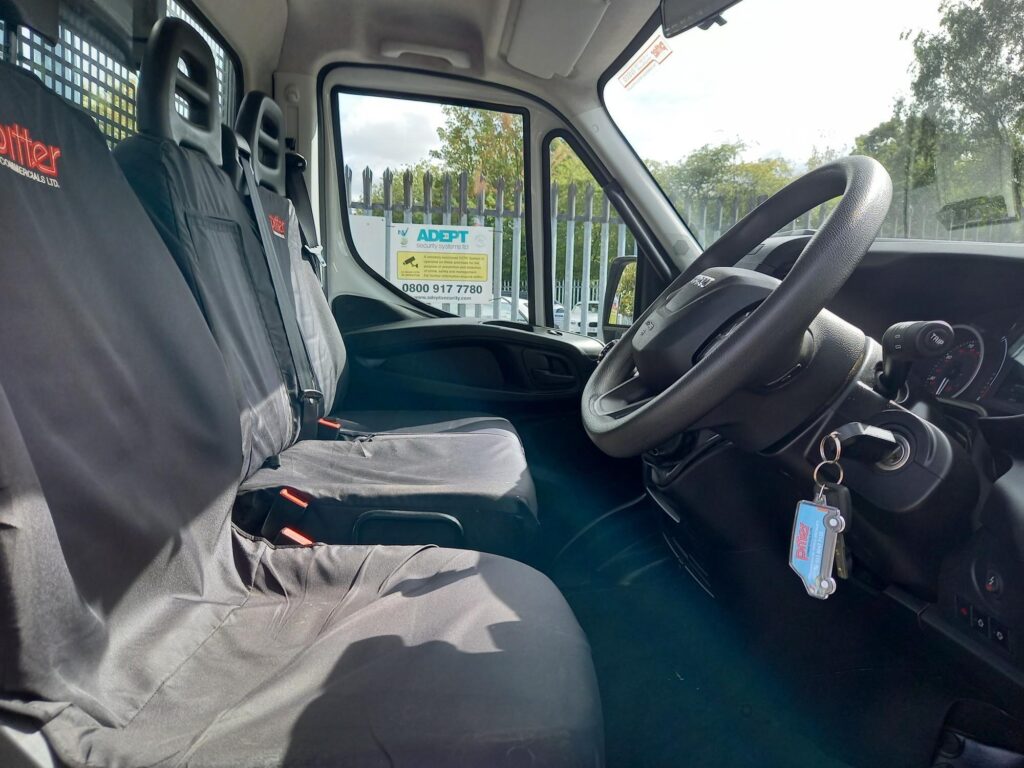 Iveco Daily 2.3D HPI 14V Business 35C 3450 Tipper 2dr Diesel Manual L2 Euro 6 (s/s) (DRW) (136 ps)