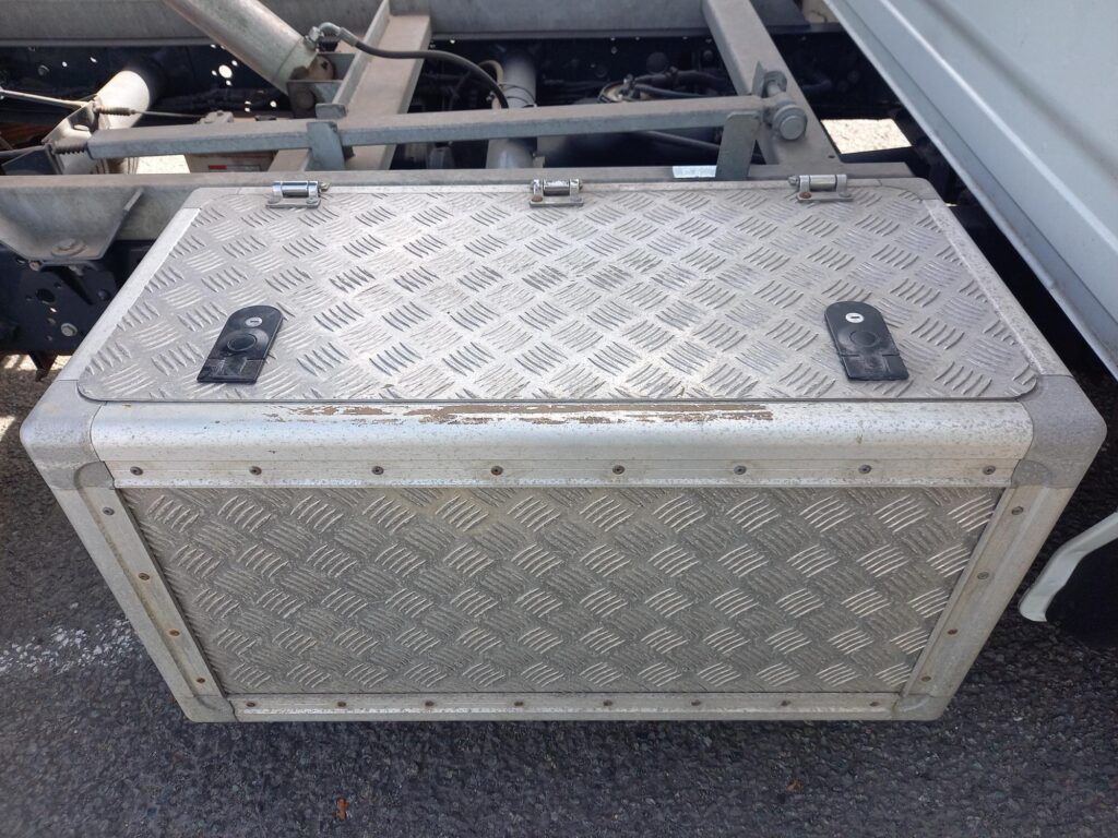 Iveco Daily 2.3D HPI 14V Business 35C 3450 Tipper 2dr Diesel Manual L2 Euro 6 (s/s) (DRW) (136 ps)