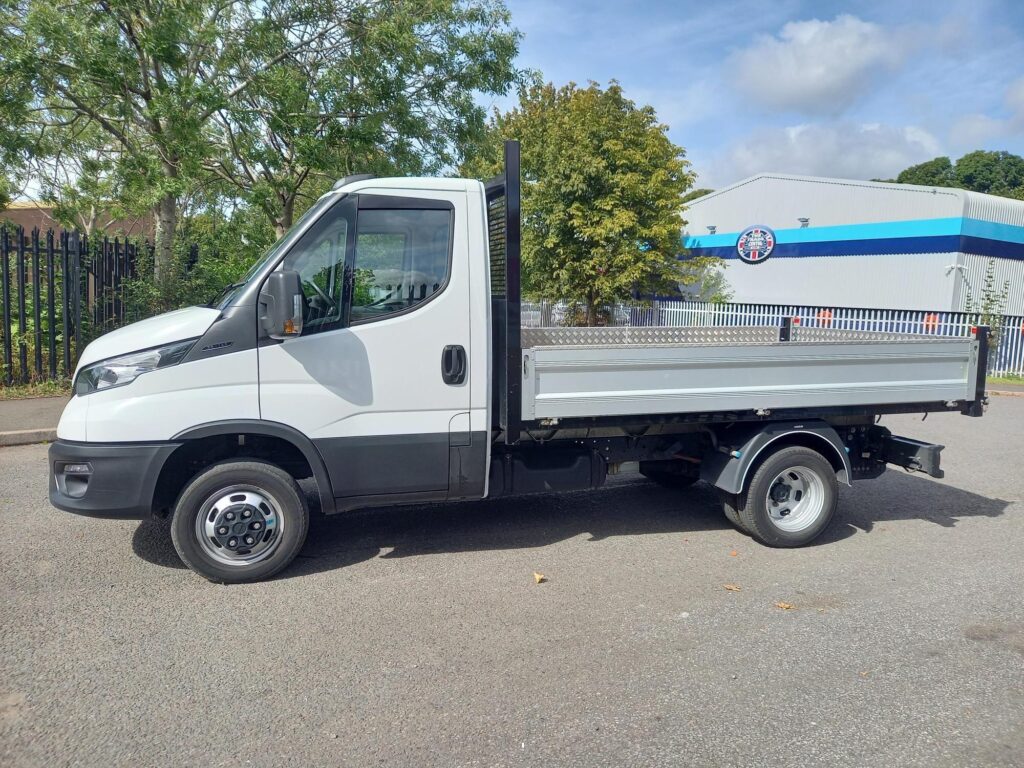 Iveco Daily 2.3D HPI 14V Business 35C 3450 Tipper 2dr Diesel Manual L2 Euro 6 (s/s) (DRW) (136 ps)