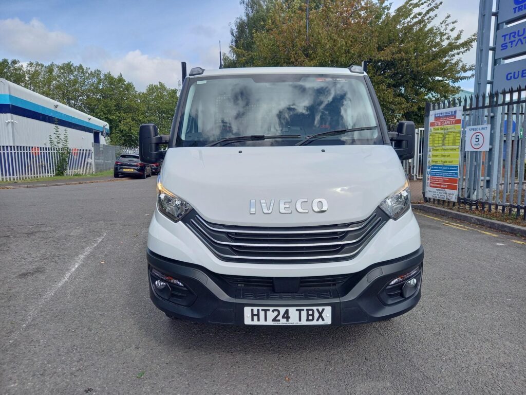 Iveco Daily 2.3D HPI 14V Business 35C 3450 Tipper 2dr Diesel Manual L2 Euro 6 (s/s) (DRW) (136 ps)