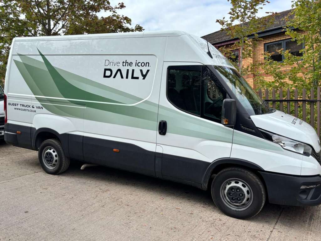 Iveco Daily 35S16 Hi Matic 3520L Panel Van