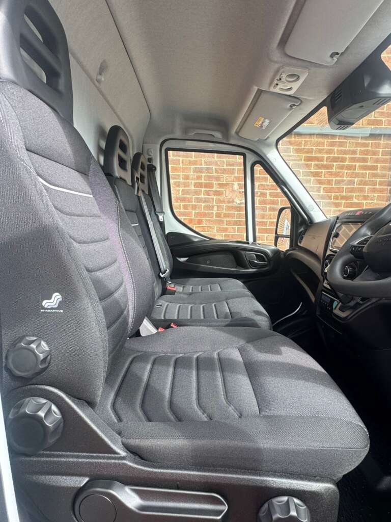Iveco Daily 72C21A8 5100mm Chassis Cab (Circa 6.2m Body ext)