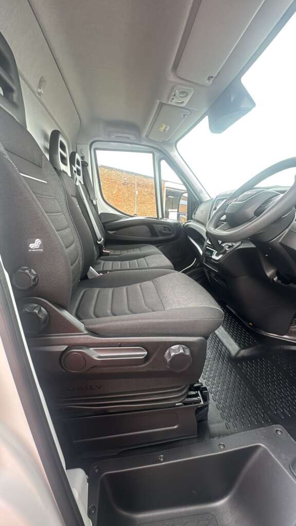 Iveco Daily 72C21A8 5100mm Chassis Cab (Circa 6.2m Body ext)