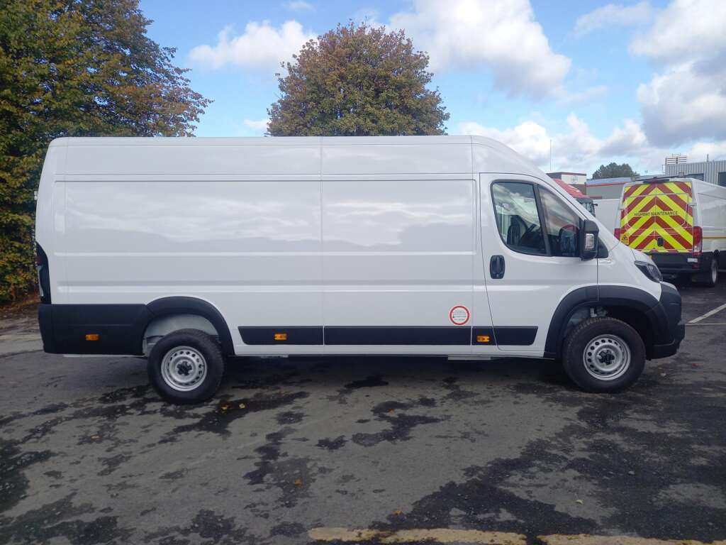 IVECO e Super Jolly
