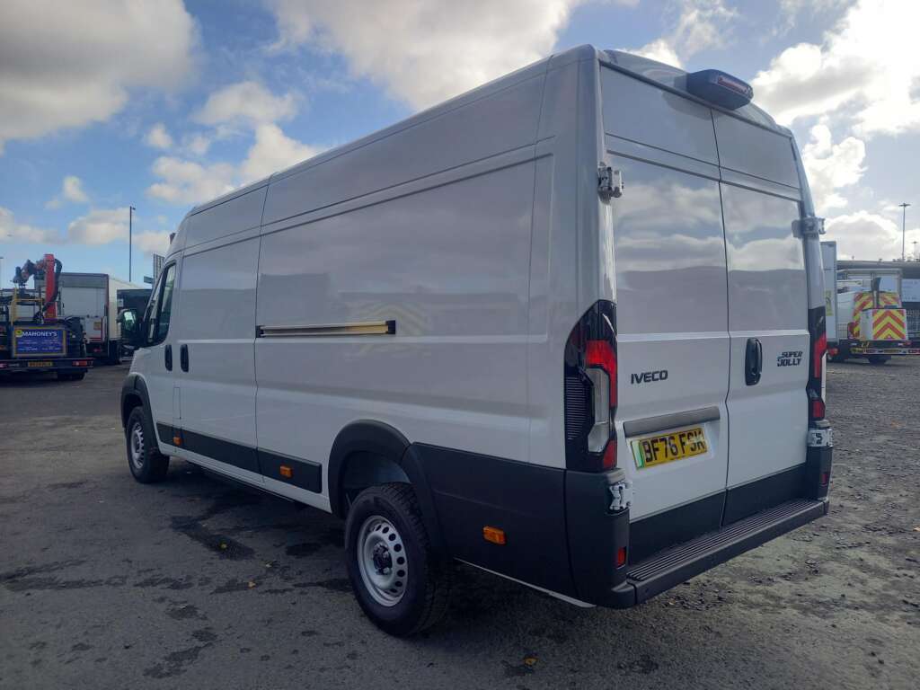 IVECO e Super Jolly