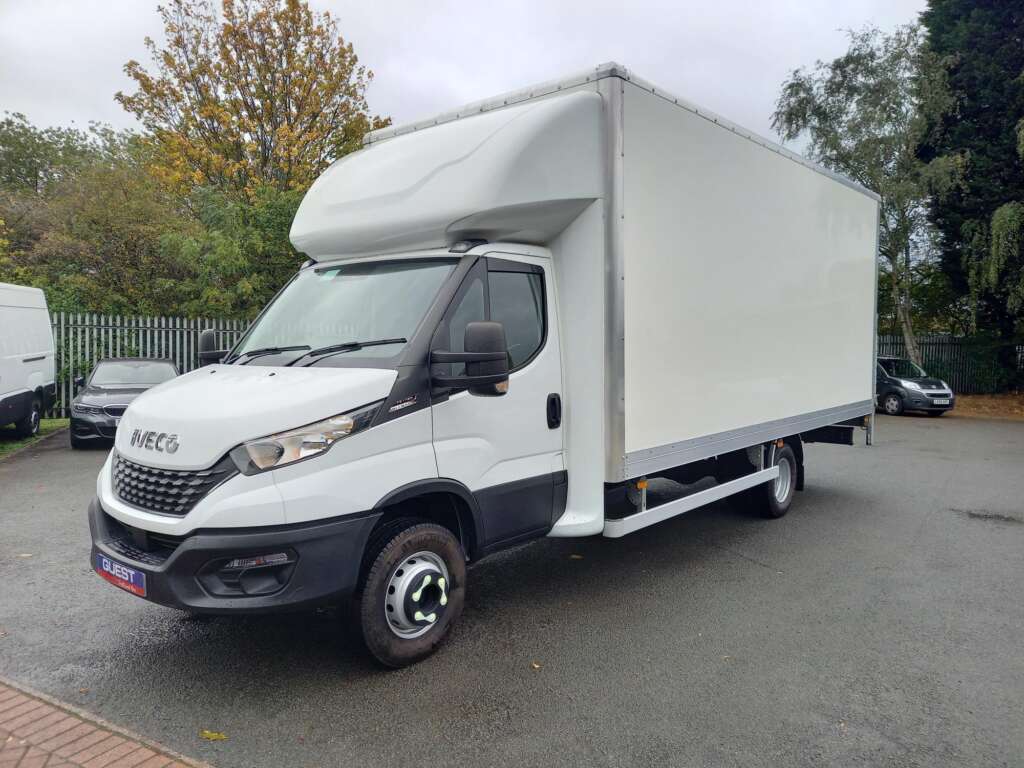 Iveco Daily 72C18 180HP Hi Matic 4750WB Luton Box