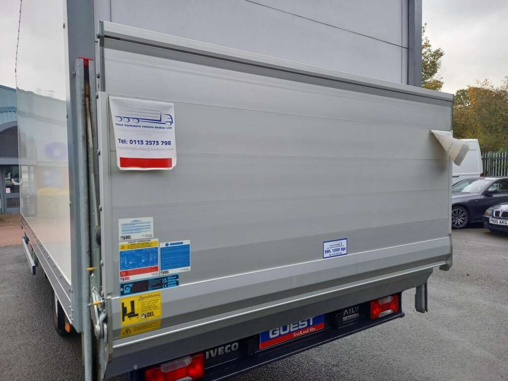 Iveco Daily 72C18 180HP Hi Matic 4750WB Luton Box